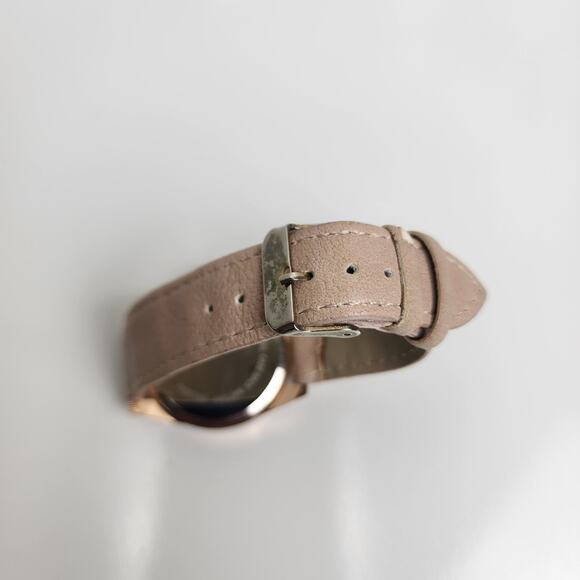 Attention Brand Ladies Round Rose Gold Colored w/ Rhinestones Wristwatch - Picture 5 of 7